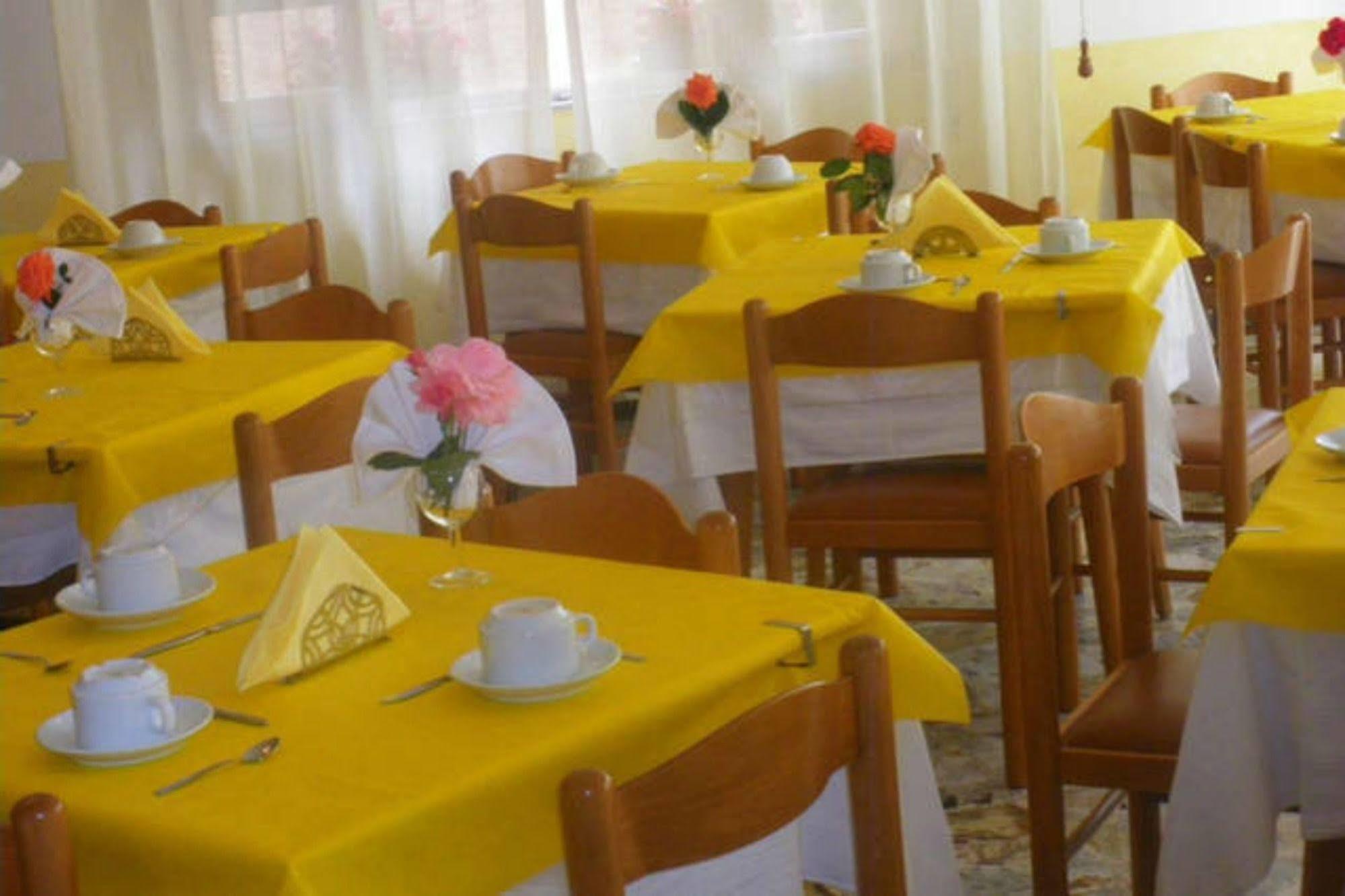 Hotel Ronconi Rimini Exterior foto